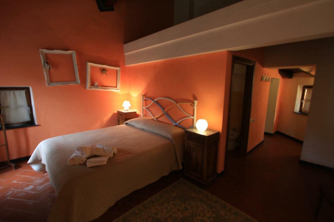 Borgo Di Codeglia - Country Rooms Рико дел Голфо ди Специя Екстериор снимка